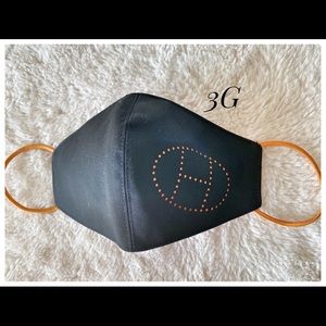 Fashion Mask initial “H”